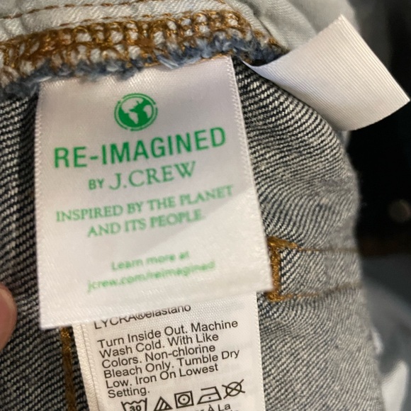 J Crew Factory Mid Rise Crop Flare with Button Fly - EUC - Picture 5 of 6